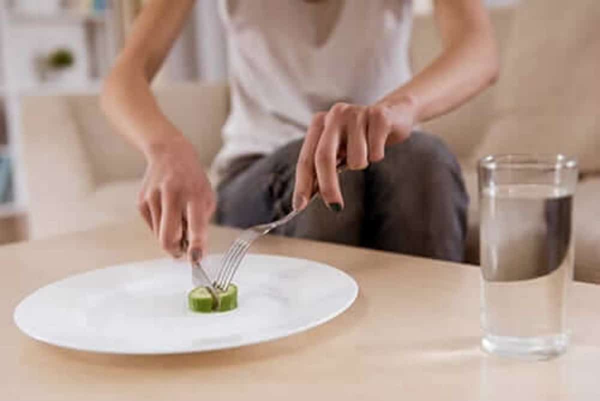 anorexia-vs-bulimia